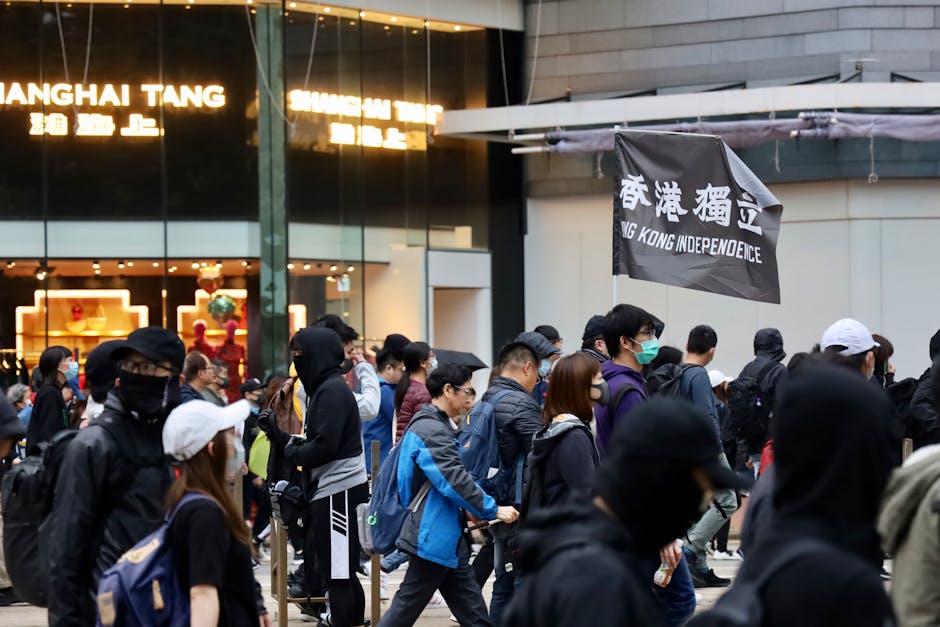 香港女裝背囊：穿梭城市與文化的時尚象徵
